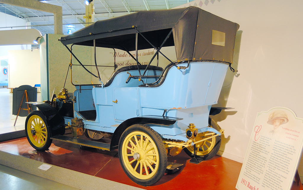 1908 Russell Model L