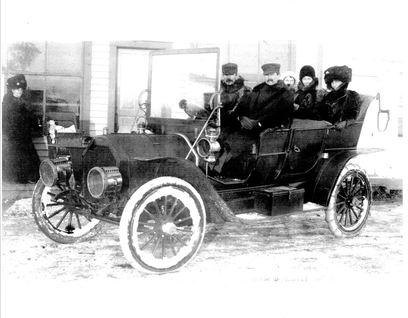 1909 Russell
