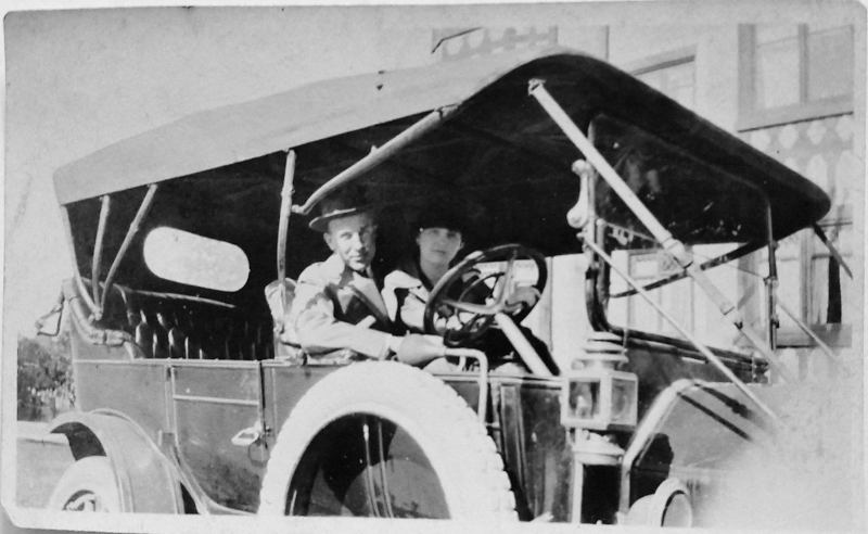 1911 Russell-Knight