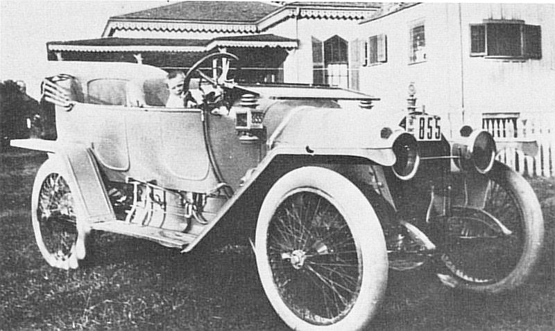 1912 Russell-Knight
                Torpedo