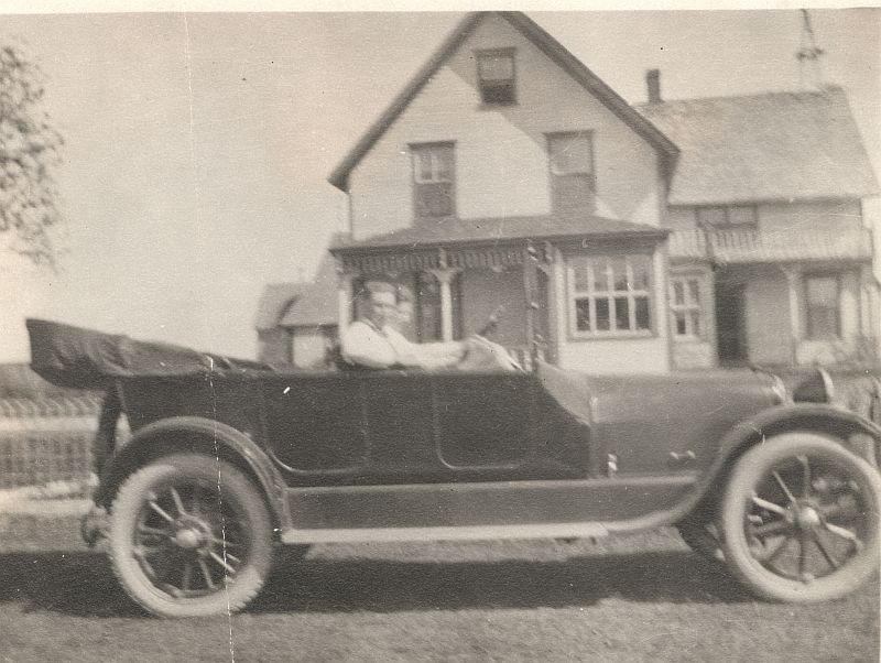 1916 Russell
